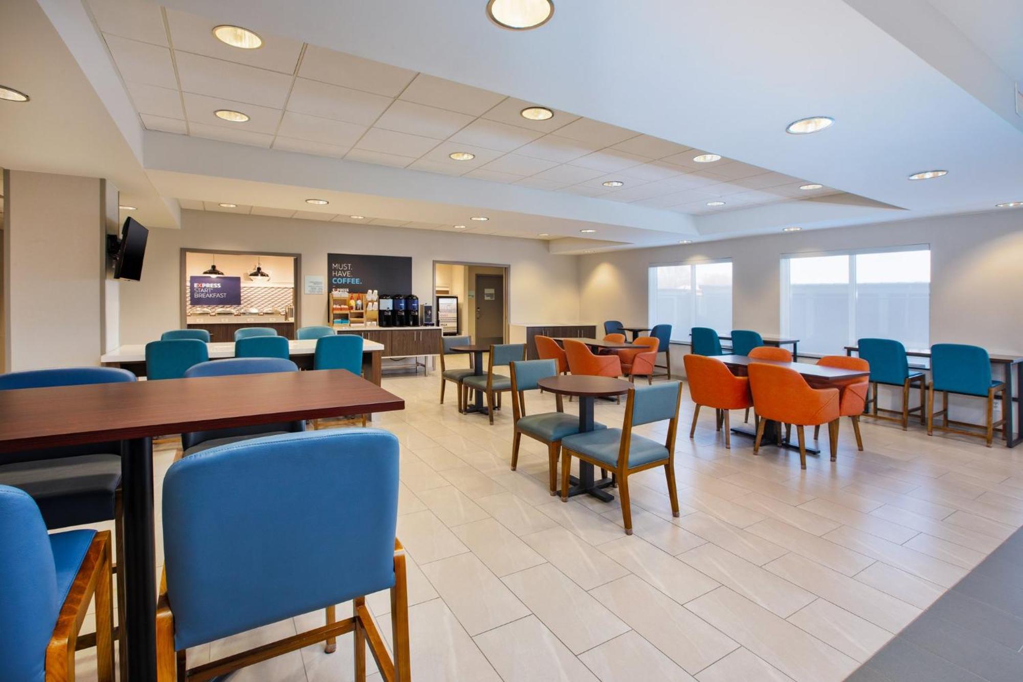 Holiday Inn Express Fremont By Ihg Exterior foto
