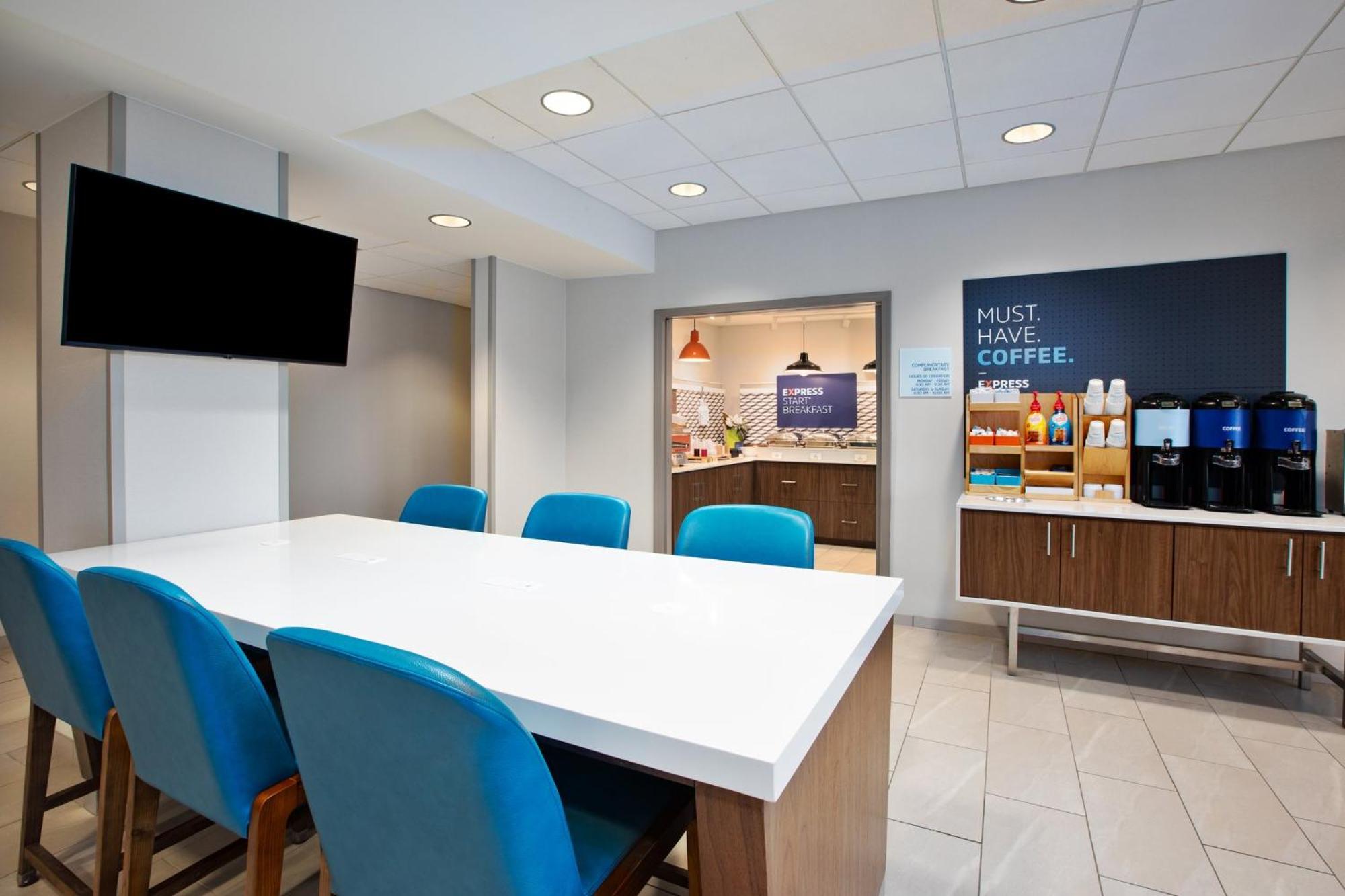 Holiday Inn Express Fremont By Ihg Exterior foto