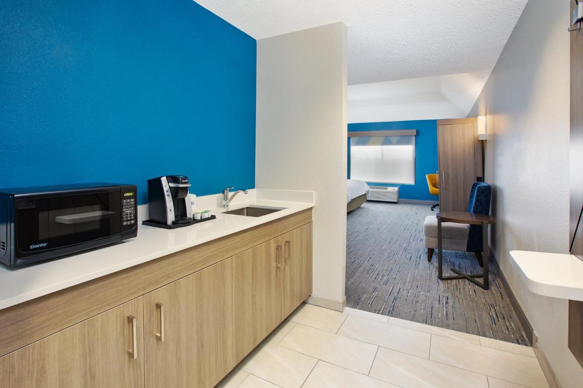 Holiday Inn Express Fremont By Ihg Exterior foto