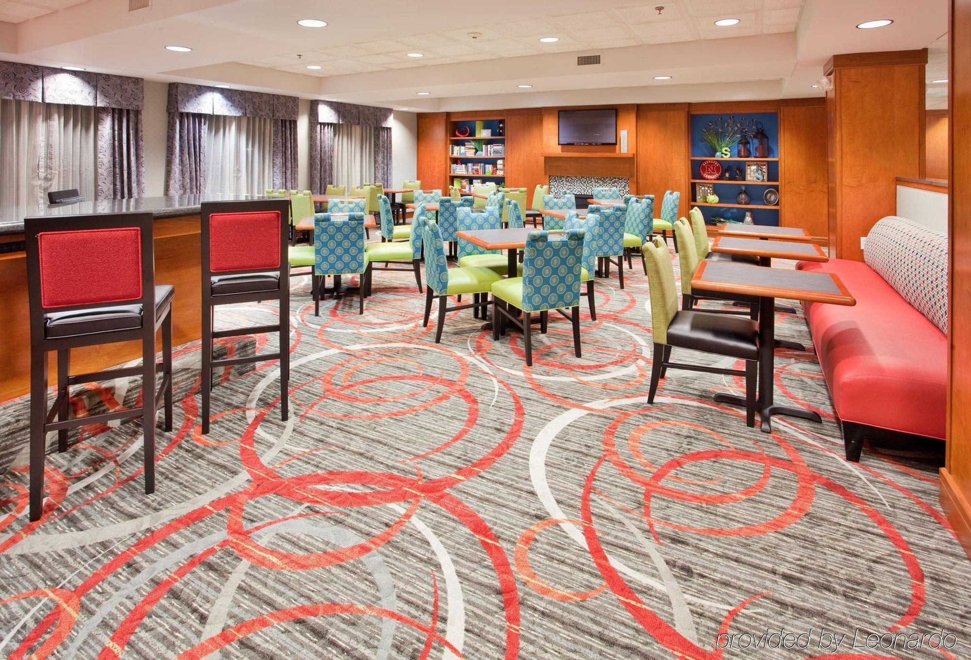Holiday Inn Express Fremont By Ihg Exterior foto