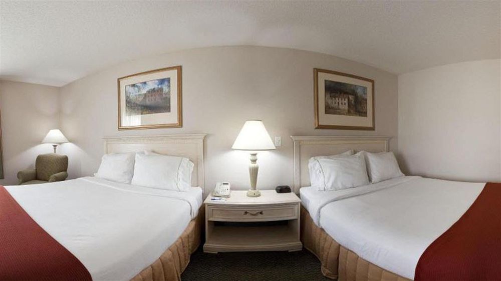 Holiday Inn Express Fremont By Ihg Exterior foto
